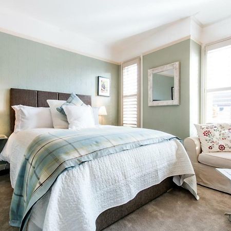 April House Weybridge - Boutique Guesthouse 외부 사진