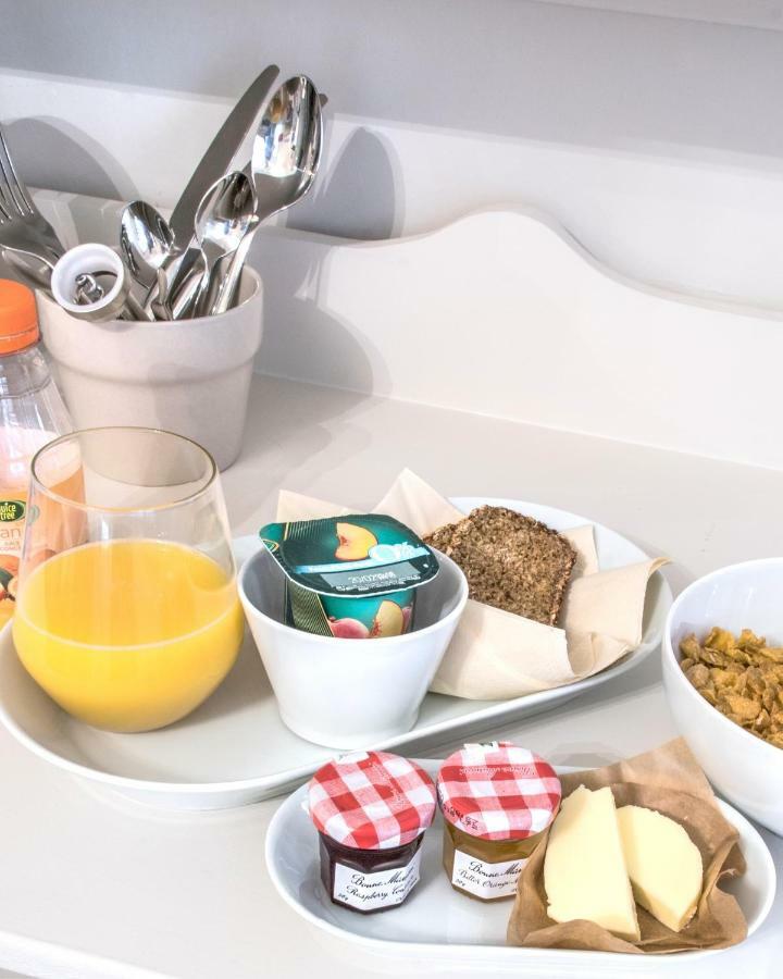 April House Weybridge - Boutique Guesthouse 외부 사진